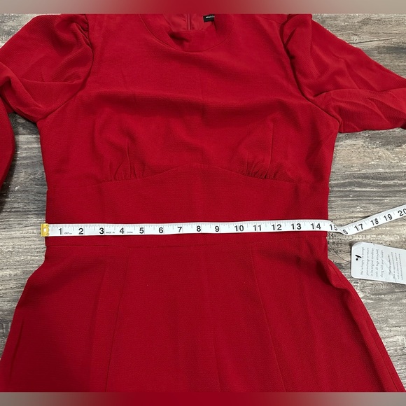NWT Maggy London Women’s Red Long Sleeve Midi Dress Size 6 - Picture 6 of 10